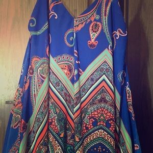 Beautiful flowy maxi dress